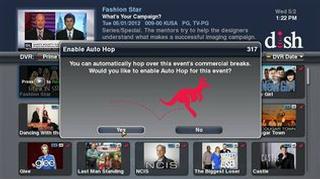 Esta imagen proporcionada por Dish Network muestra un mensage en pantalla de AutoHop, una tecnología que permite a los usuarios saltarse los comerciales de programas televisivos. Las televisoras Fox, NBC y CBS demandaron a la compañía de televisión